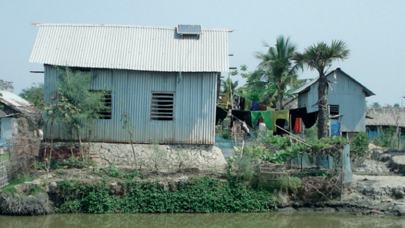 Raised houses in Padmapukar Union, Shyamnagar.