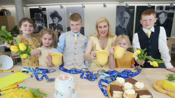 Bright for Sight ambassador Sinead Kane and friends wear eye-catching yellow outfits to raise money for Sightsavers Ireland