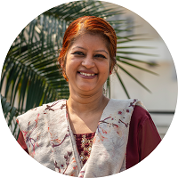 Asma Rashid smiling